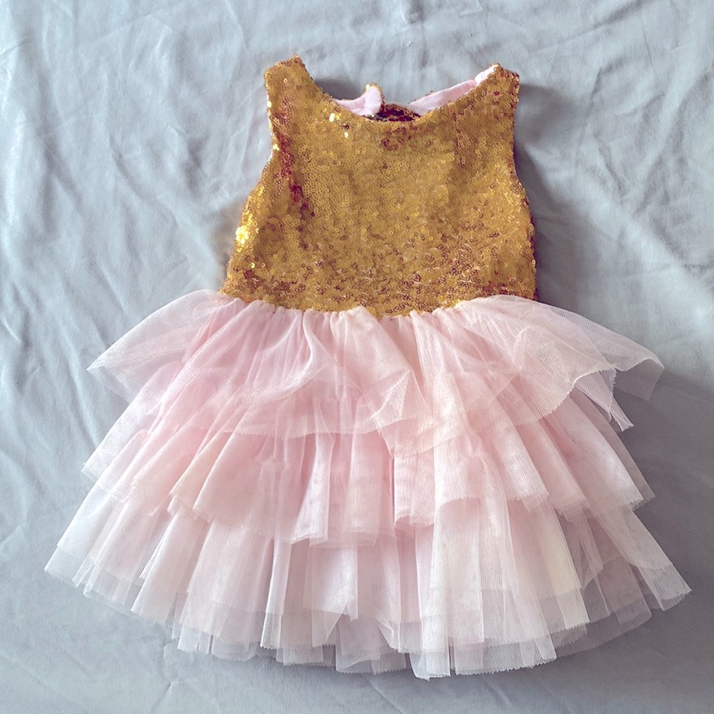 Girls dress
